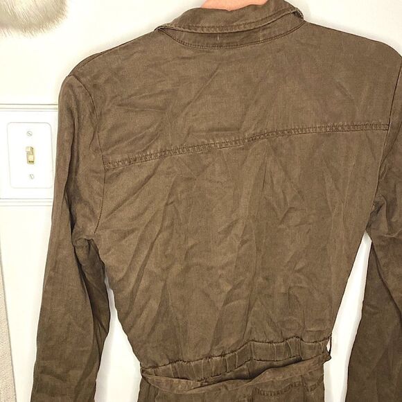 𝅺🌷 Bella Dahl🌷Soft Long Button Up Tie Waist Jumpsuit Romper Khaki Green - Picture 10 of 10